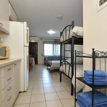 Corner House Leptokaria