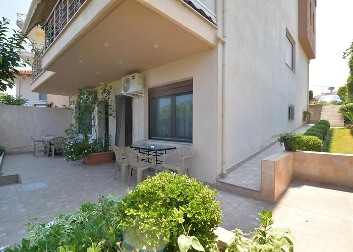 Corner House דירה לפטוקריה
