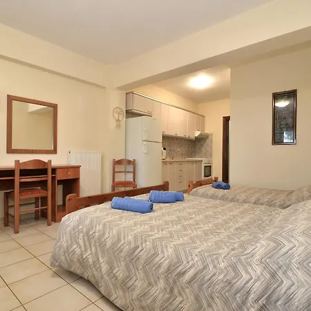 Corner House * Leptokaria