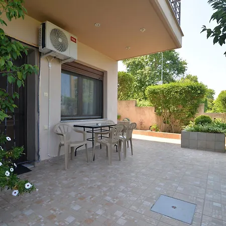 Corner House